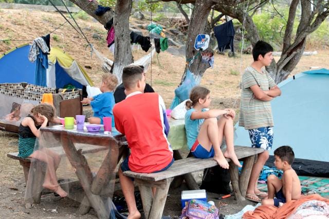 How important is family in Costa Rica and how to deal with them