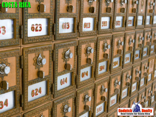 Maybe a PO box in a Costa Rican post office is the solution? How to get a Costa Rican mailing address
