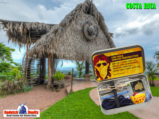 What is a MacGyver in Costa Rica